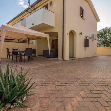 Lejlighed Guesthost - La Rosa Dei Venti Flats With Veranda Olbia