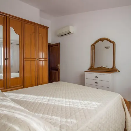 Guesthost - La Rosa Dei Venti Flats With Veranda Olbia