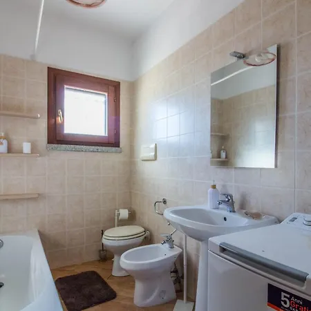 Guesthost - La Rosa Dei Venti Flats With Veranda Olbia